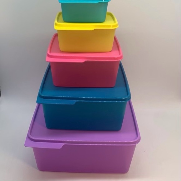 Tupperware Classic  Basic Line Container Set of 5 - Picture 9 of 9